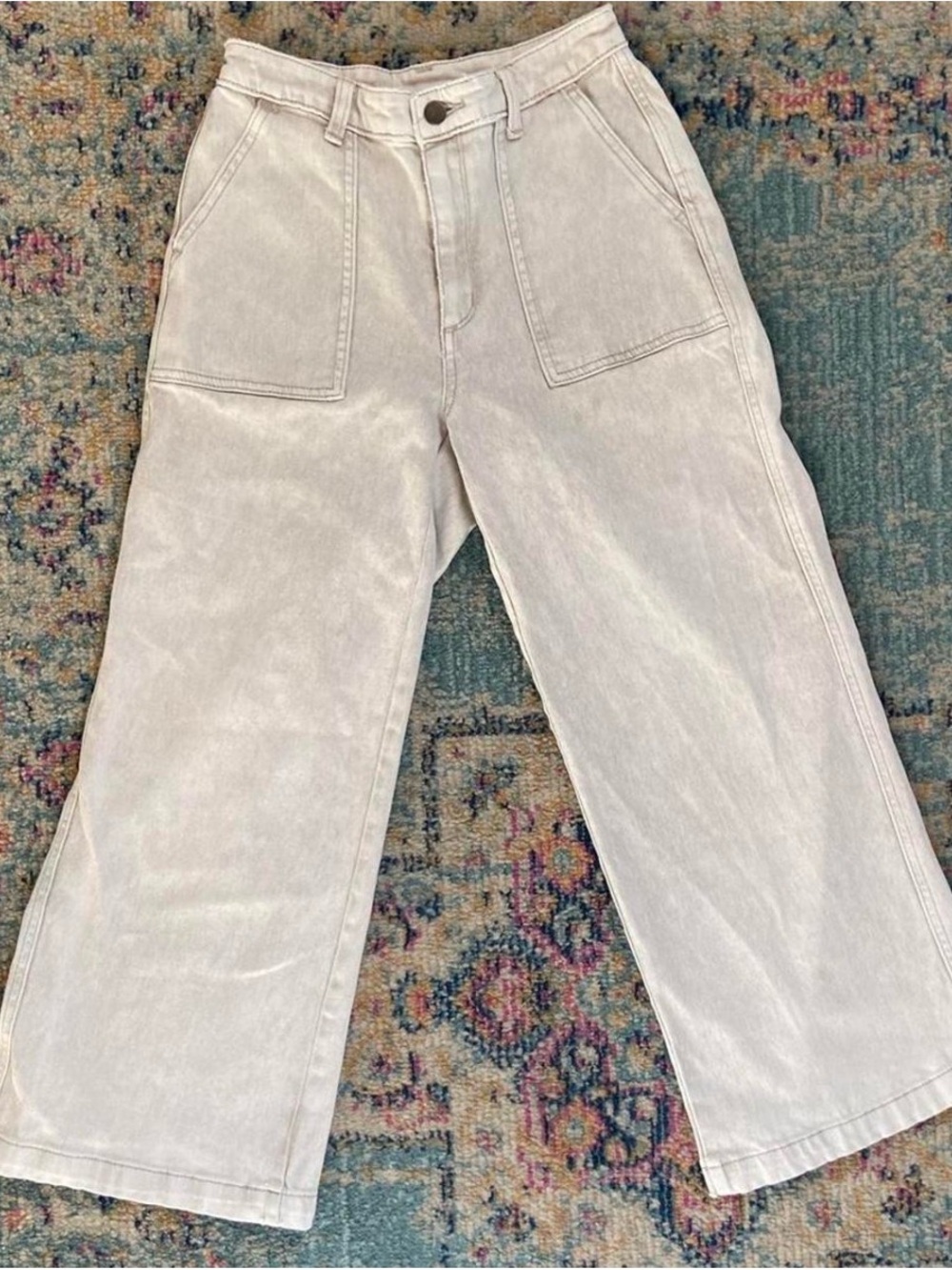 Universal Threads Wide-Leg Jeans in Light Cream